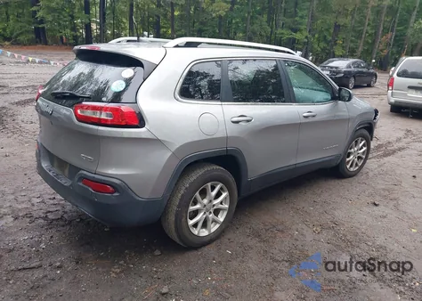 2016 Jeep Cherokee Latitude z USA, uszkodzony, nr VIN 1C4PJMCS9GW188038